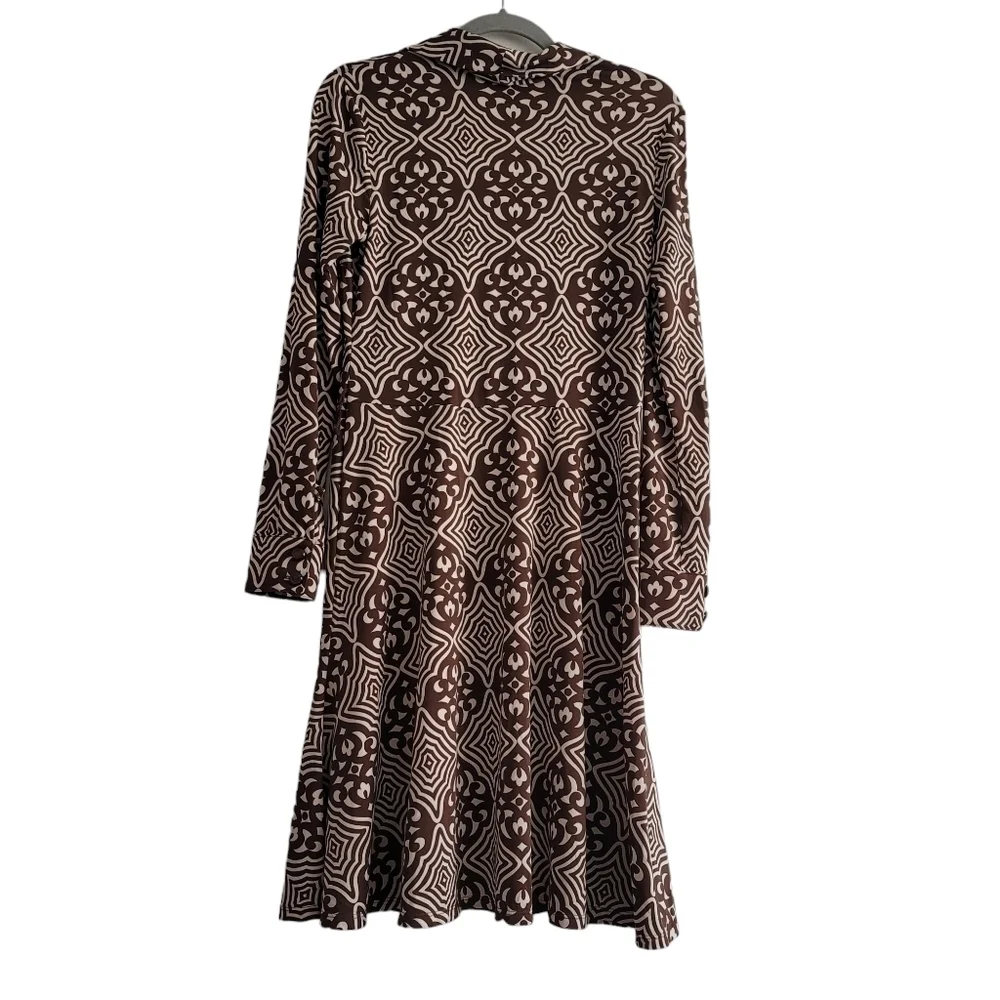 INC Size Medium Retro Floral Medallion Brown Long Sleeve Chunky Button Dress